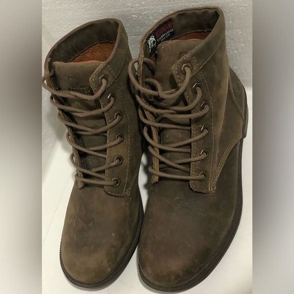 Kodiak Rustic Brown Lace-Up Ankle Booties - Picture 1 of 11
